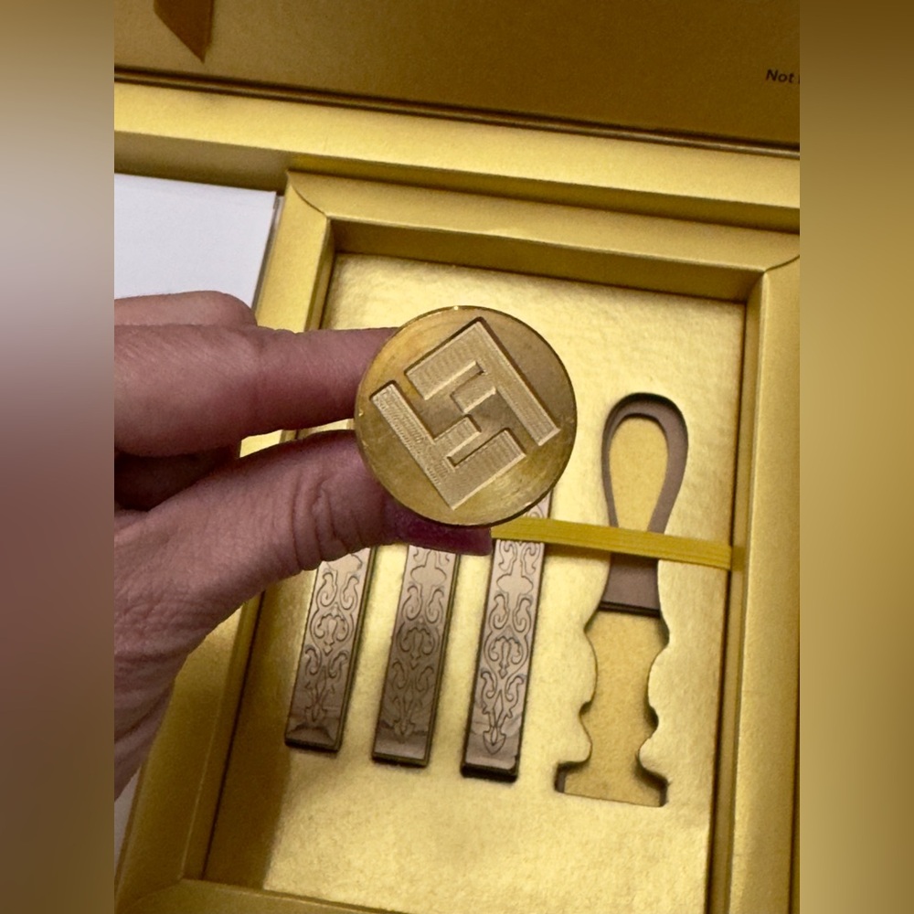 Fendi Holidays Cards & Wax Stamp Gift Set